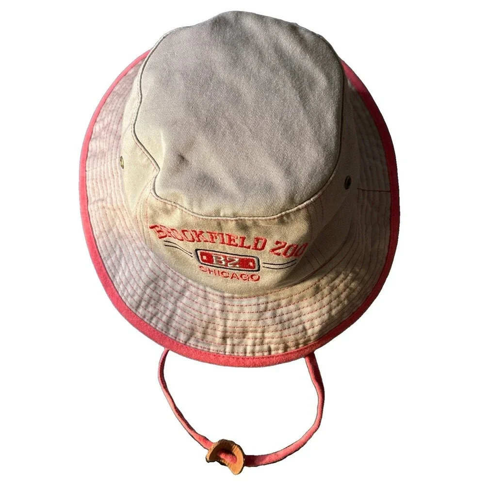 Brookfield Zoo Child's Gray/Red Bucket Hat Adjustable Strap